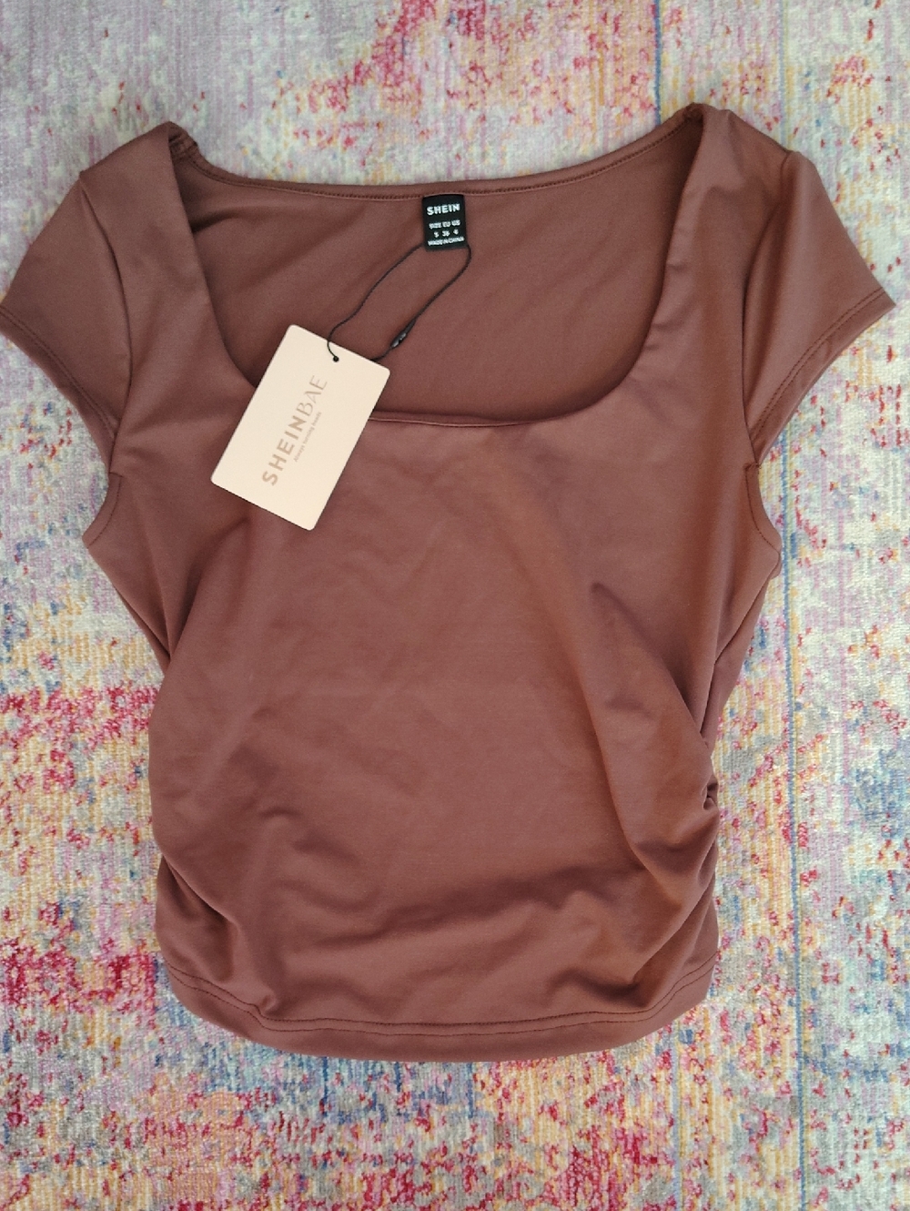 Women’s Scoop Neck Short Sleeve Top - Brown